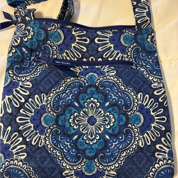 Vera Bradley Blue Floral Crossbody Bag Hipster - Picture 4 of 4